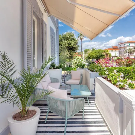 Szálloda Tirreno 4*