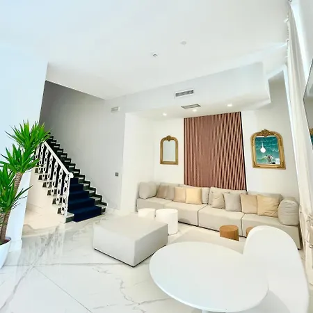 Szálloda Tirreno Marina di Massa