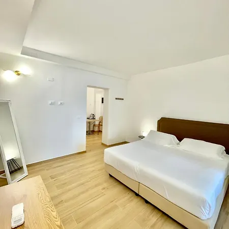 Hotel Tirreno Marina di Massa